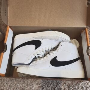 Nike Blazer